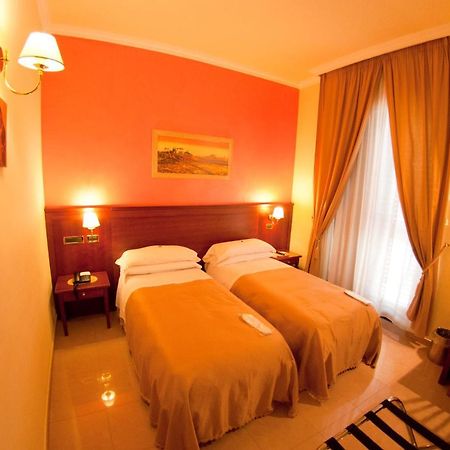Hotel San Paolo Мандурия Номер фото