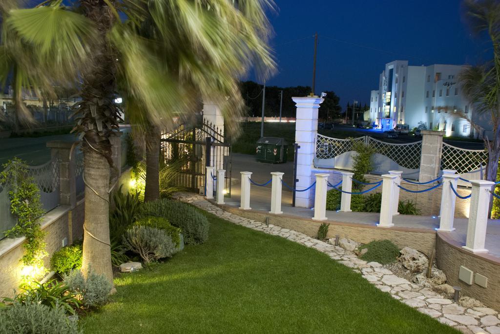 Hotel San Paolo Мандурия Экстерьер фото