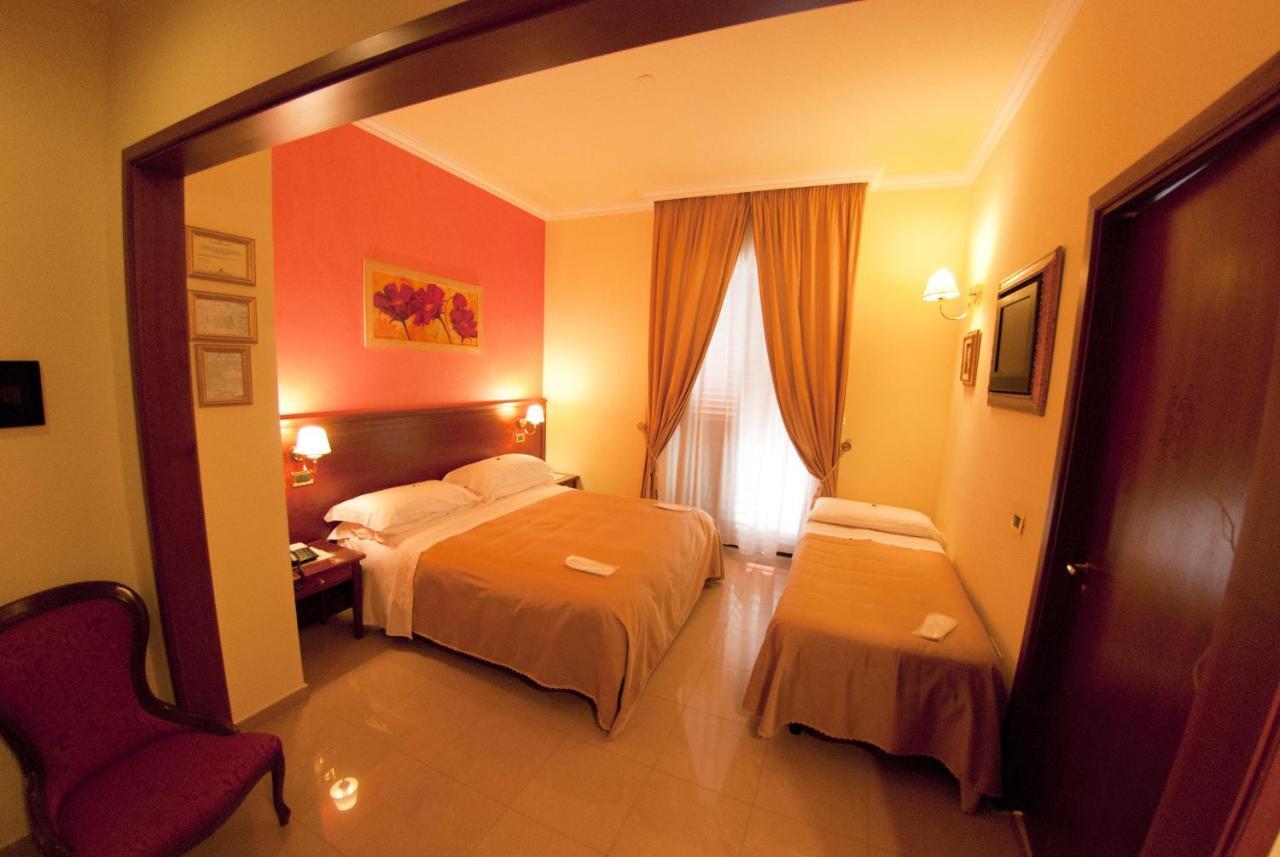 Hotel San Paolo Мандурия Номер фото